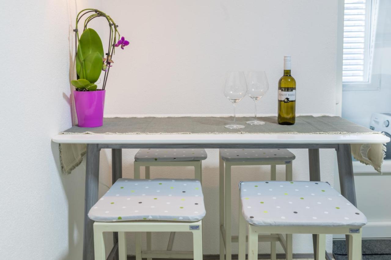 Apartman Ivan มาคาร์สกา ภายนอก รูปภาพ