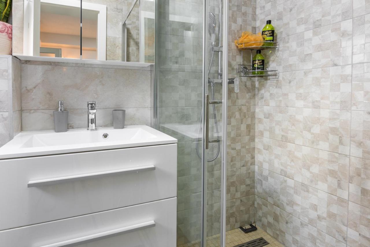 Apartman Ivan มาคาร์สกา ภายนอก รูปภาพ