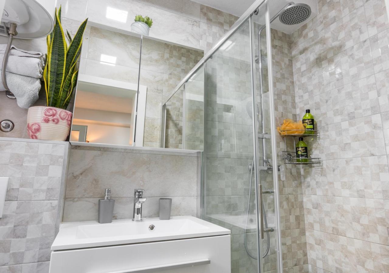 Apartman Ivan มาคาร์สกา ภายนอก รูปภาพ